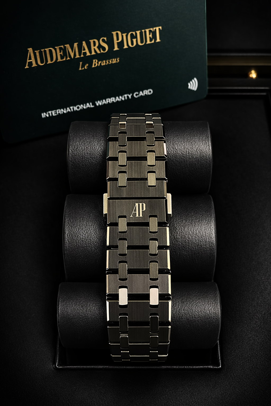 AUDEMARS PIGUET ROYAL OAK BLACK CERAMIC STYLE