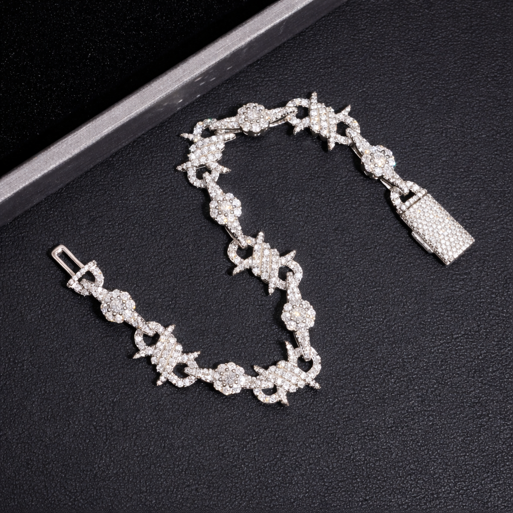 THORN MOISSANITE BRACELET