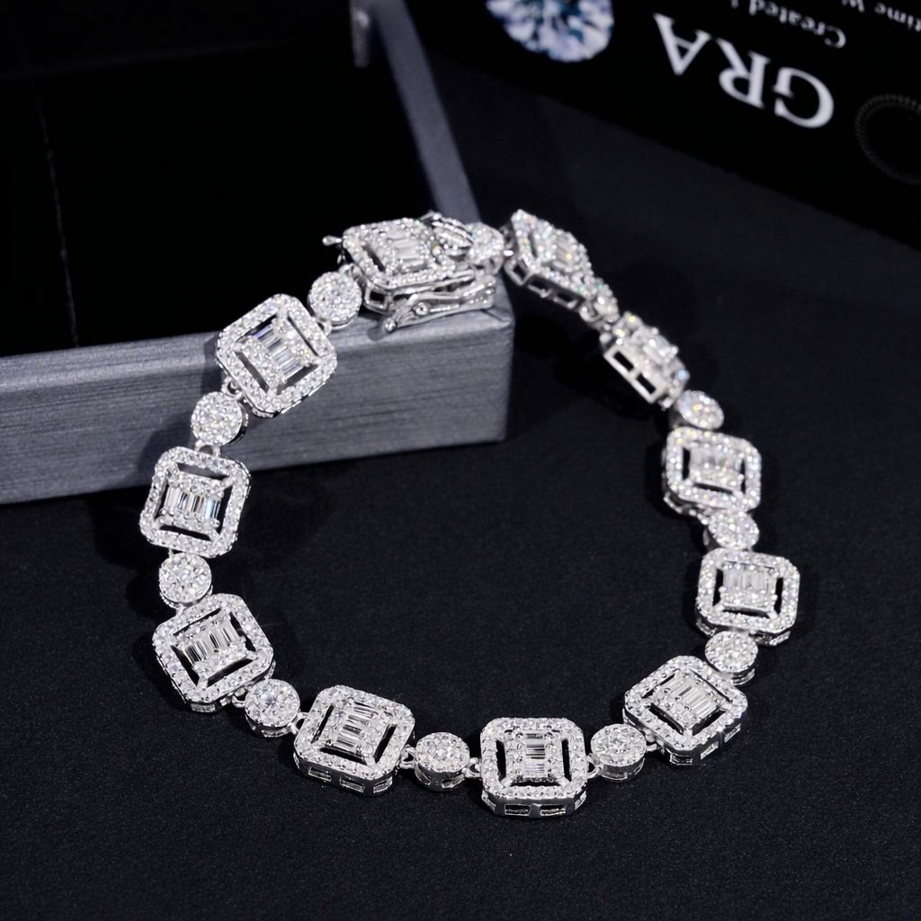 MAJESTIC SQUARE CUT MOISSANITE BRACELET