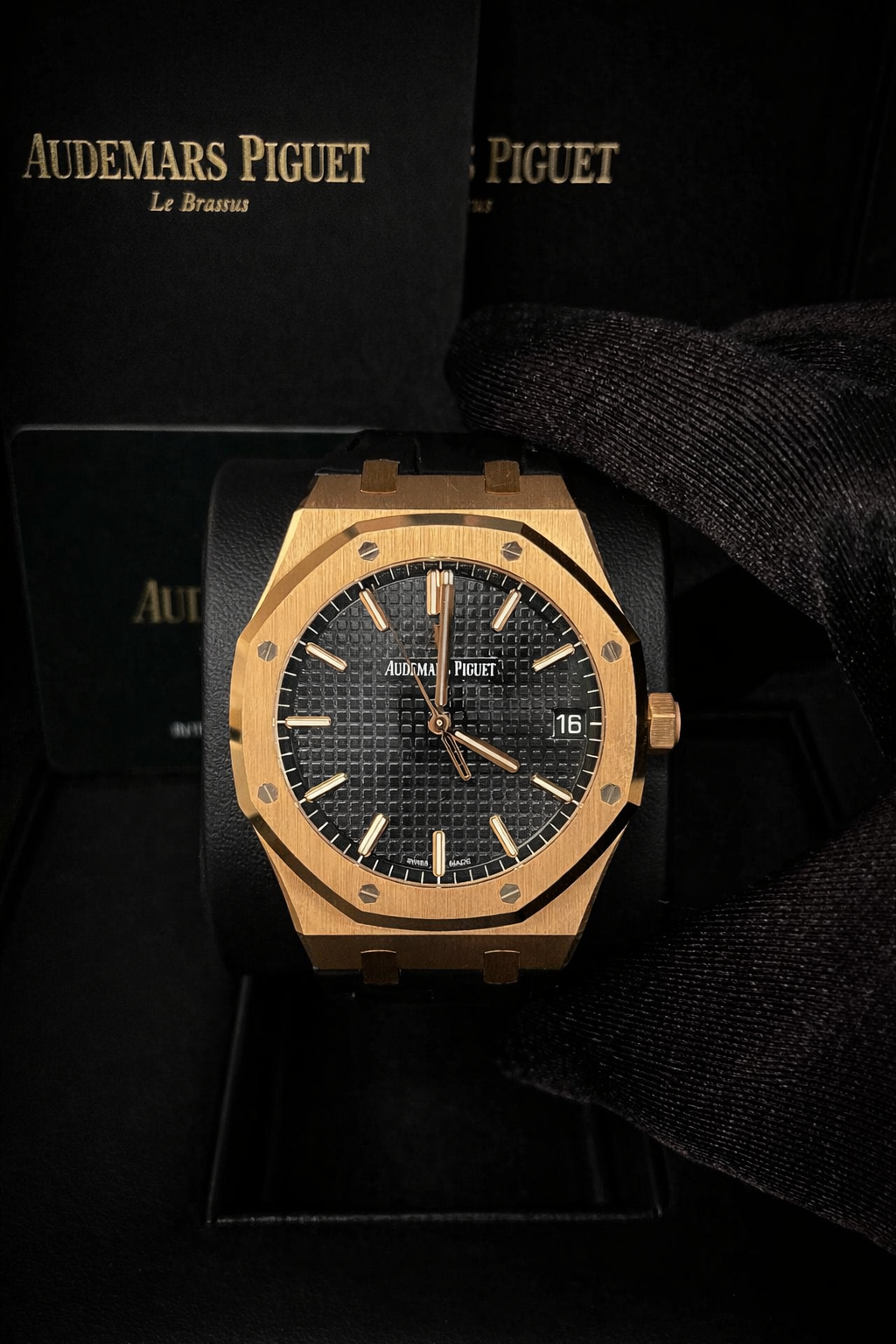 AUDEMARS PIGUET STYLE ROYAL OAK 41mm BLACK TEXTURED DIAL ON BLACK LEATHER