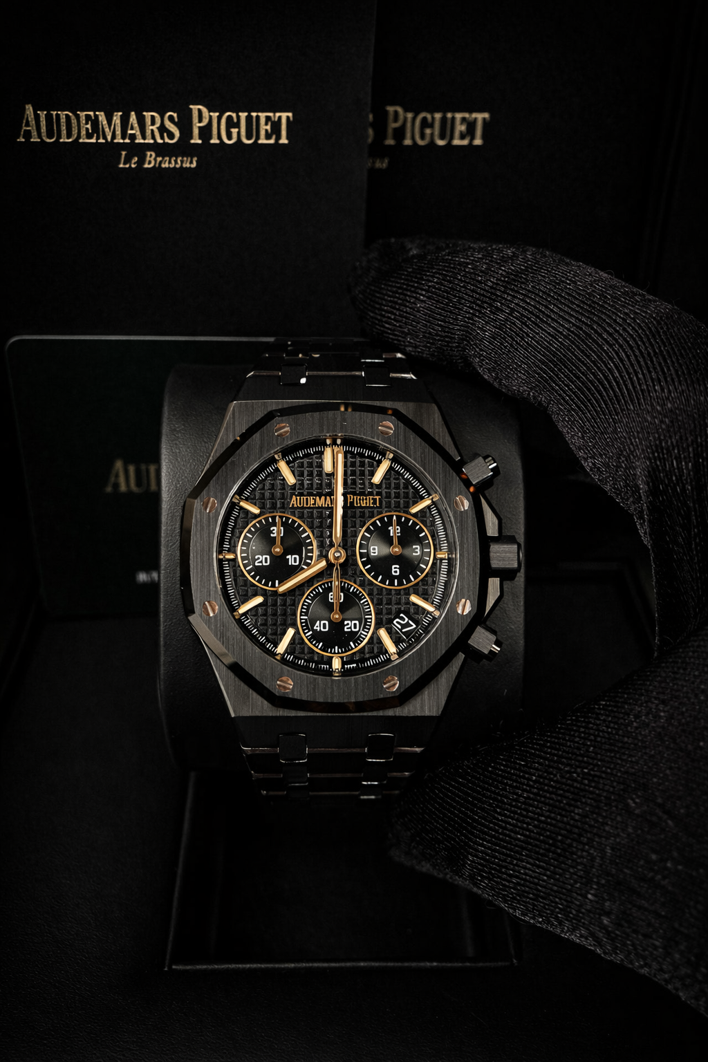 AUDEMARS PIGUET ROYAL OAK BLACK CERAMIC STYLE