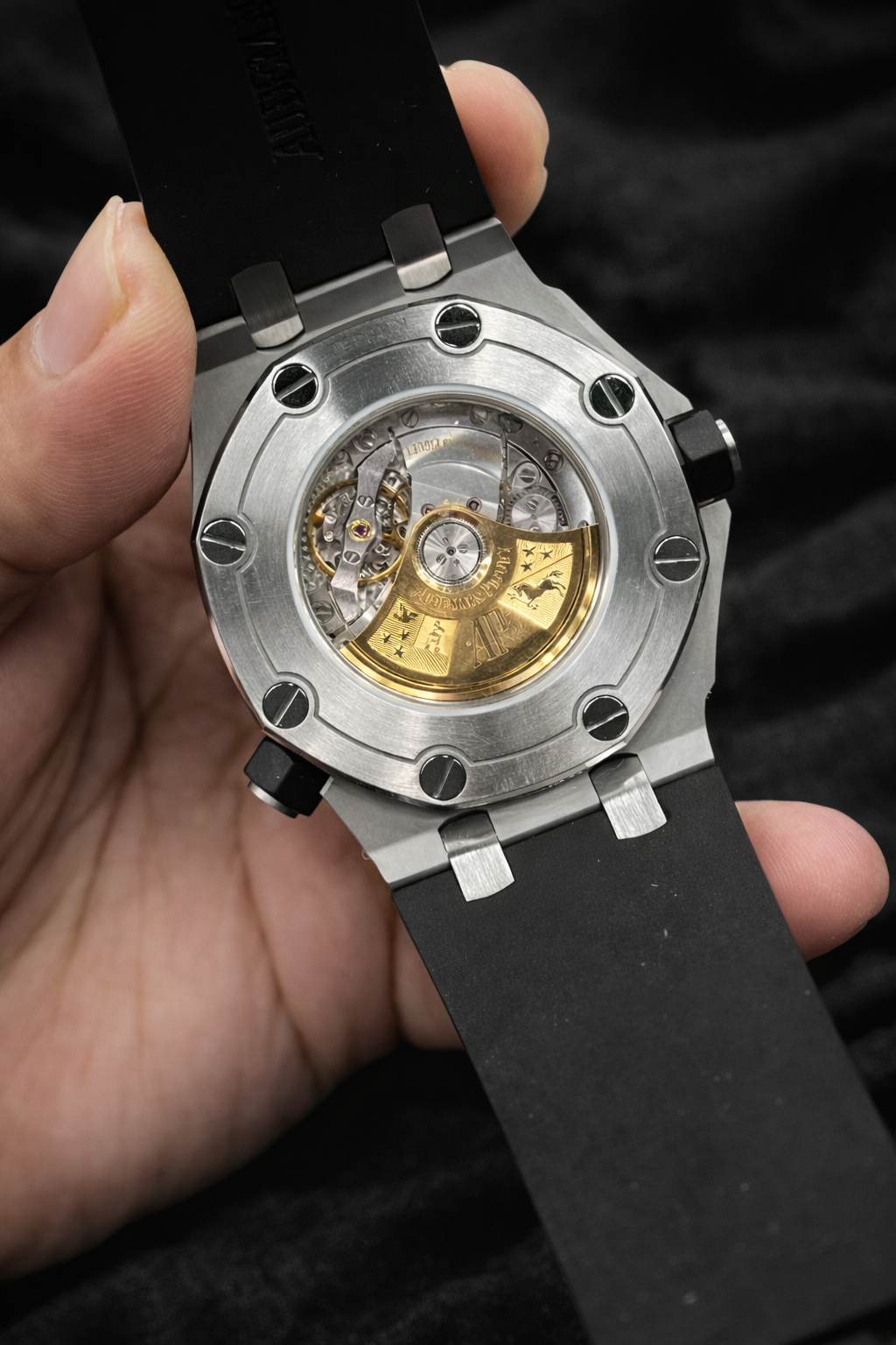 AUDEMARS PIGUET ROYAL OAK OFFSHORE BLACK STYLE