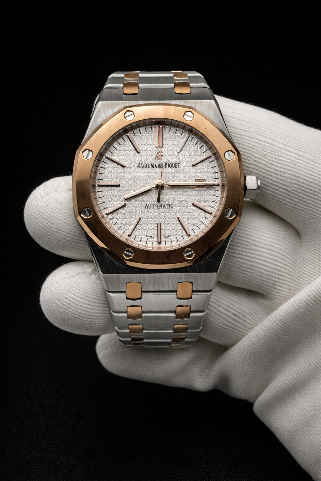 AUDEMARS PIGUET ROYAL OAK BICOLOR STYLE